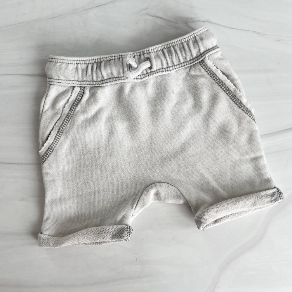 H&M Gray Casual Shorts with Elastic Waistband